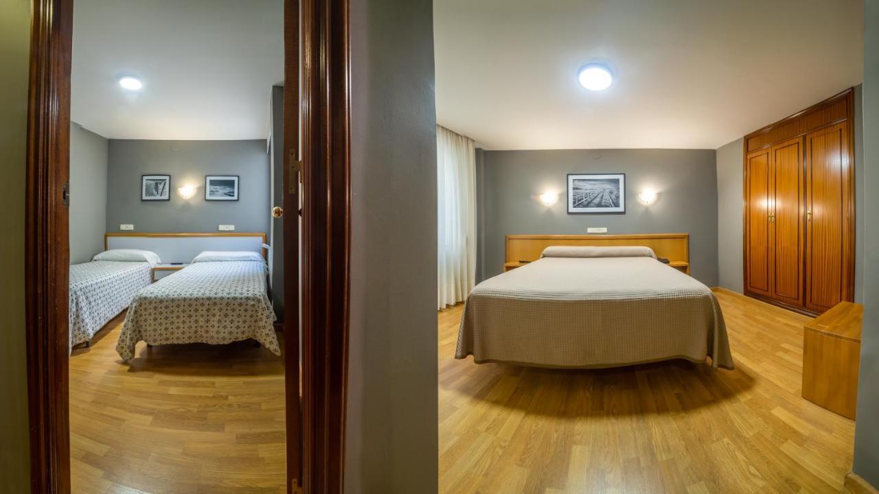 Hotel Europa Arteixo Bagian luar foto