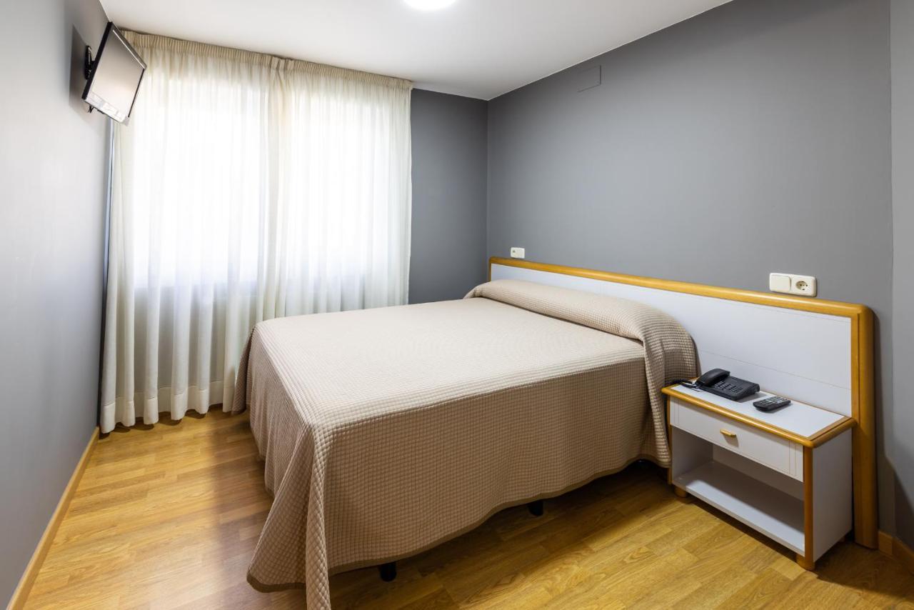Hotel Europa Arteixo Bagian luar foto