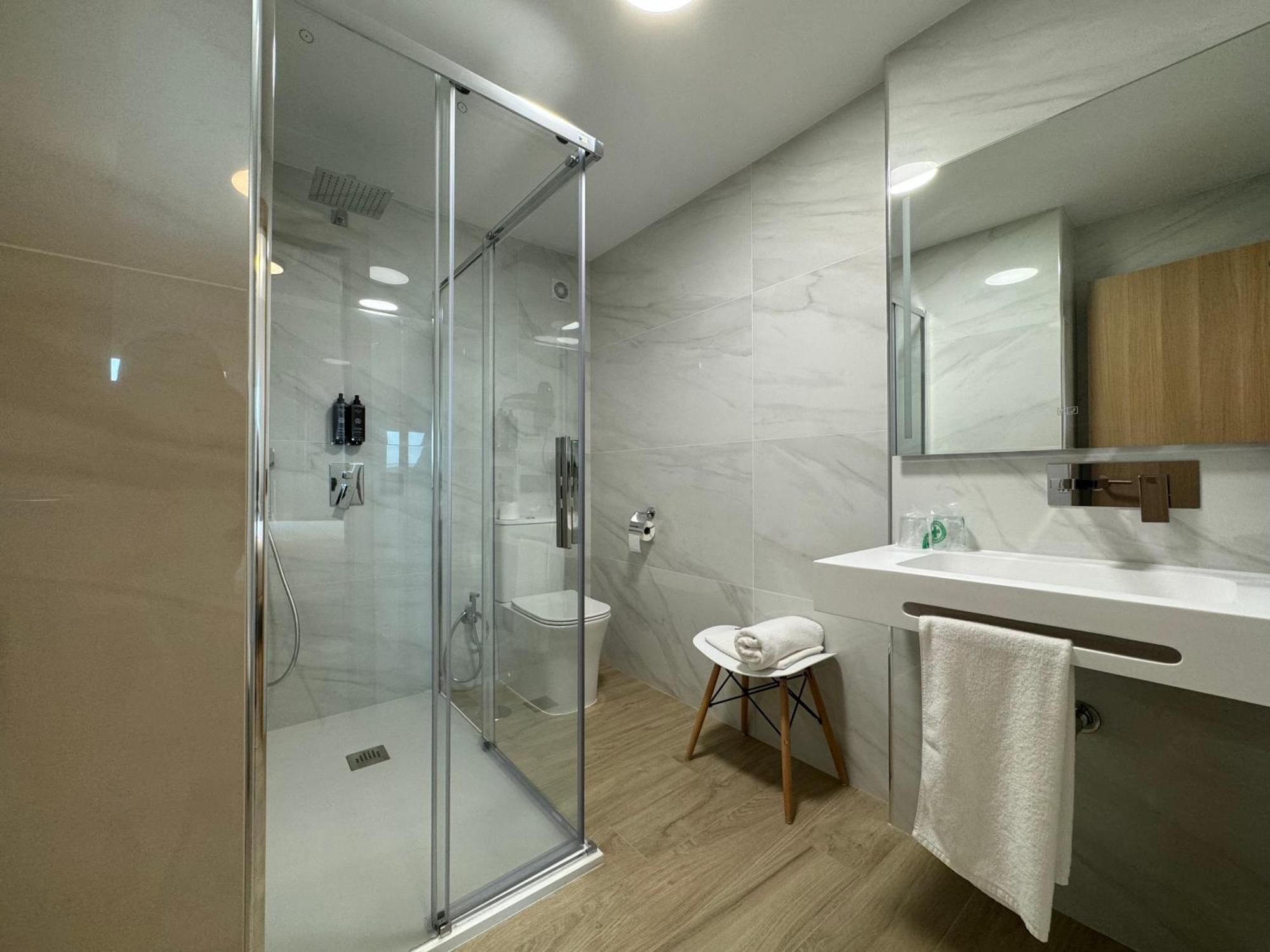 Hotel Europa Arteixo Bagian luar foto